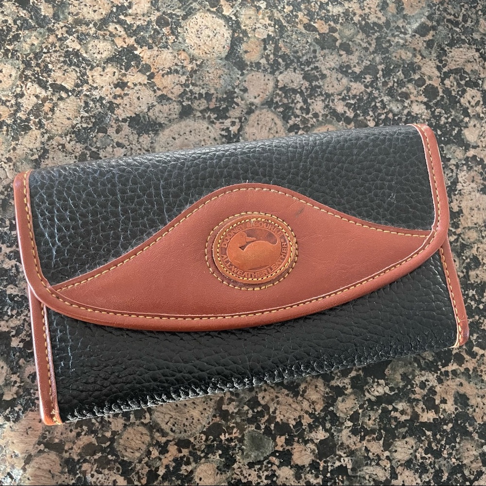 Vintage Dooney & Bourke Wallet